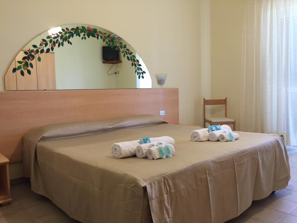 אלגהרו Hotel Riviera מראה חיצוני תמונה