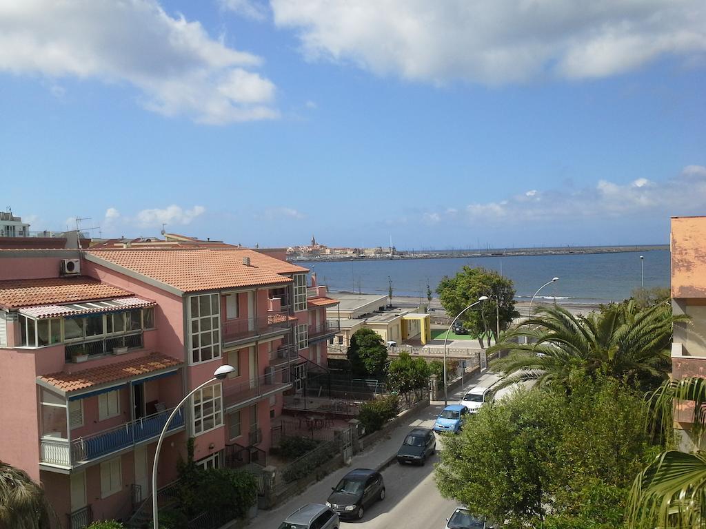 אלגהרו Hotel Riviera מראה חיצוני תמונה